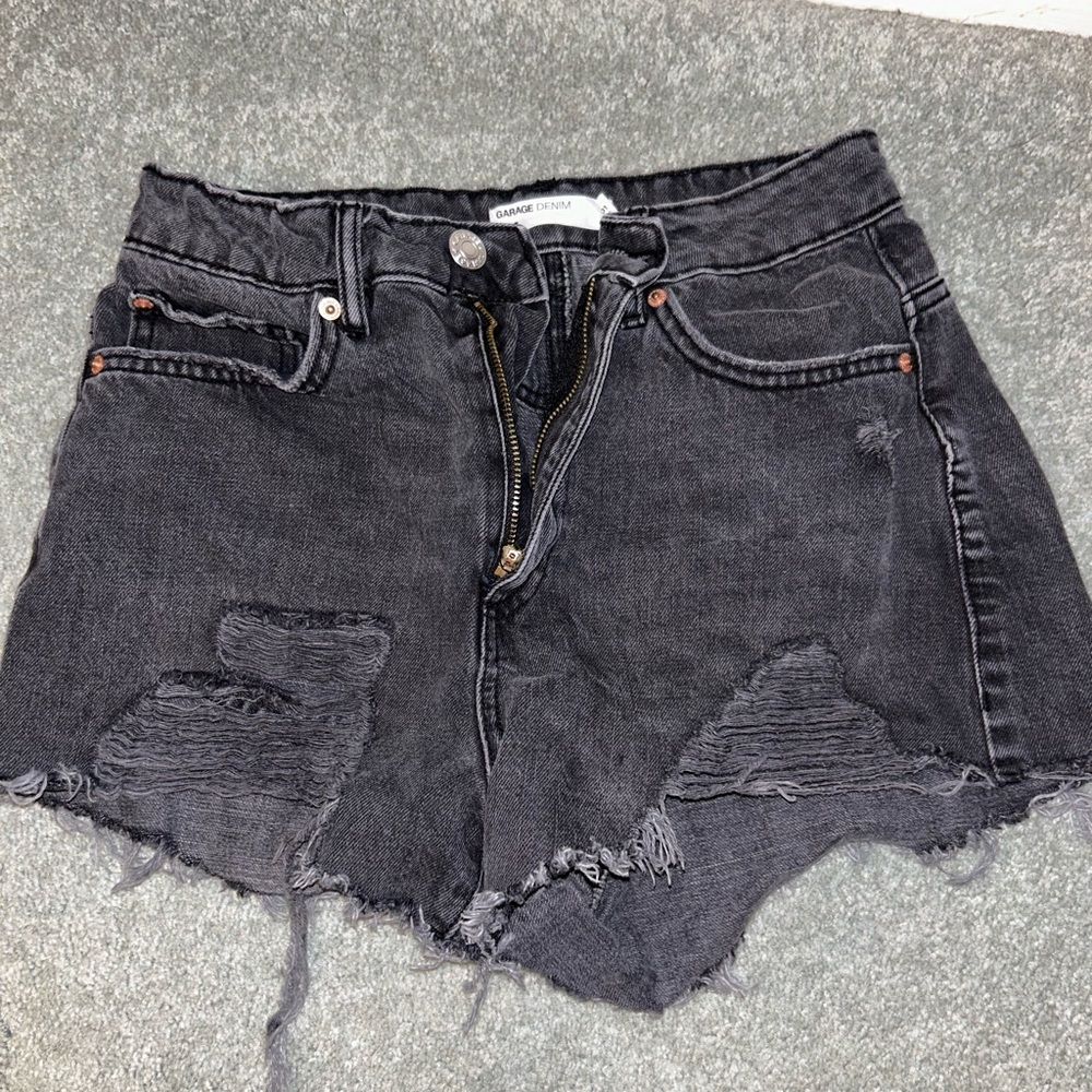 Garage shorts